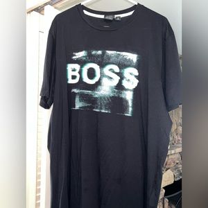 Hugo Boss - Graphic Tee - Sz. Xl - good condition